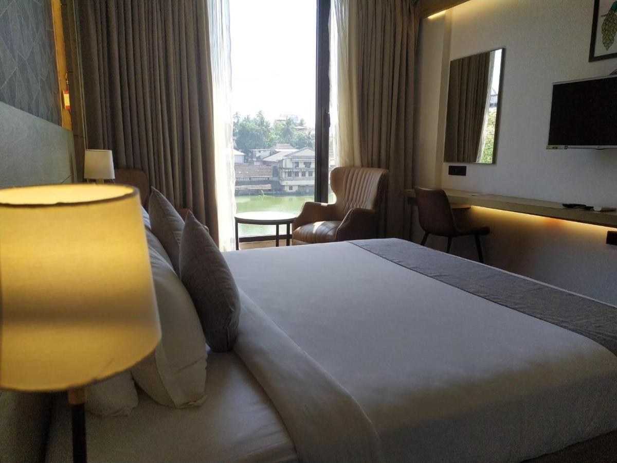 Hotel Mothimahal Residency Thrissur Zewnętrze zdjęcie