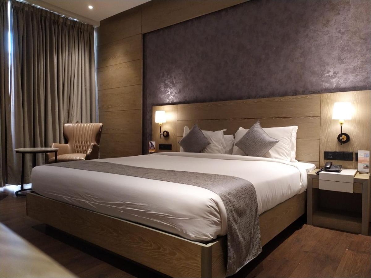 Hotel Mothimahal Residency Thrissur Zewnętrze zdjęcie