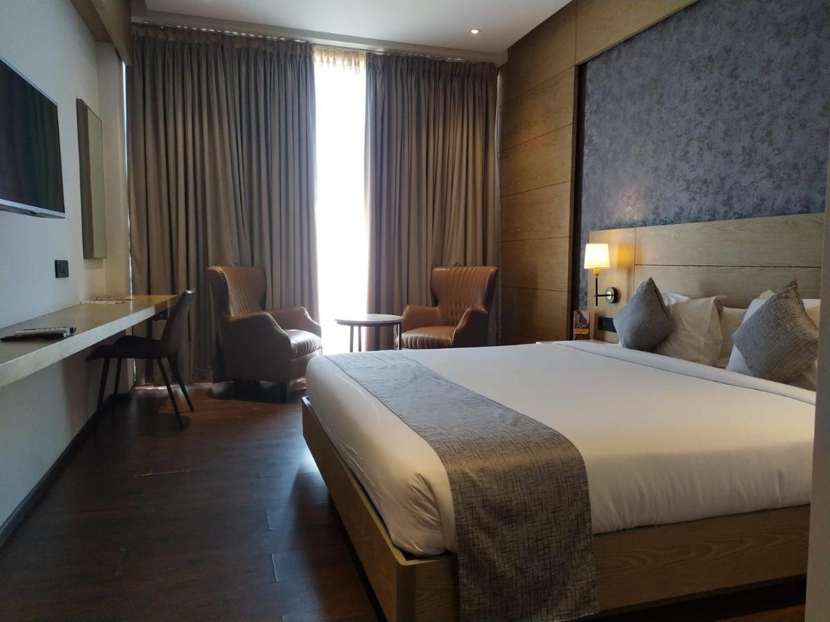 Hotel Mothimahal Residency Thrissur Zewnętrze zdjęcie